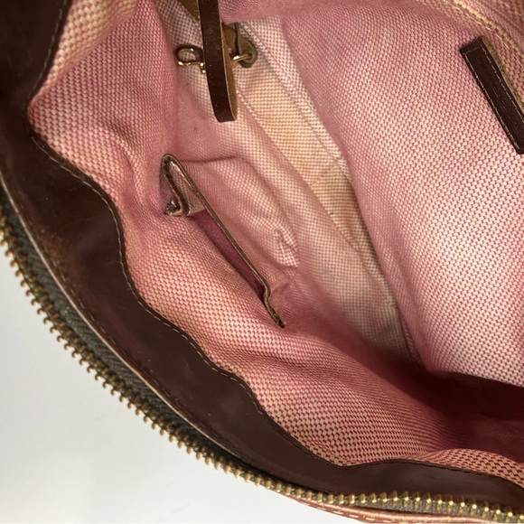 Dooney & Bourke safari brown pebbled leather shoulder bag - Picture 3 of 9